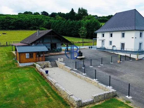 Maison 8 pièces 190 m²