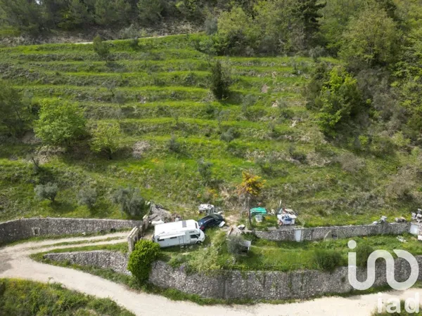 Terrain 22000 m²