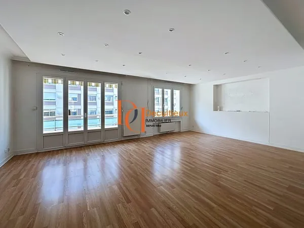 Appartement 4 pièces 100 m²