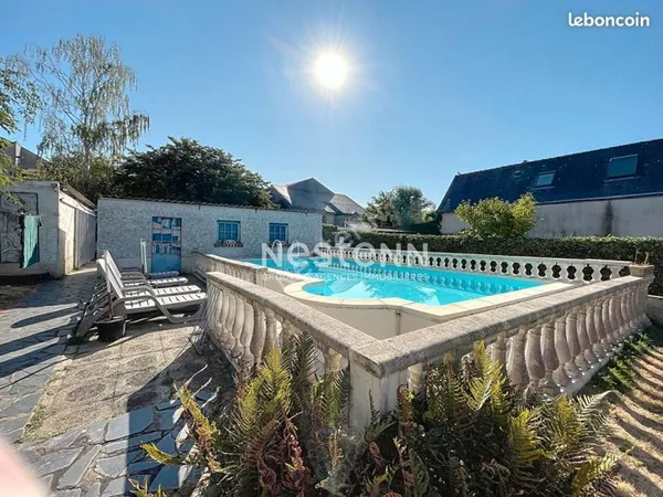 Maison 7 pièces 220 m²