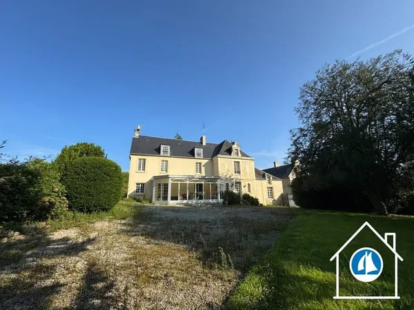 Maison 12 pièces 420 m²