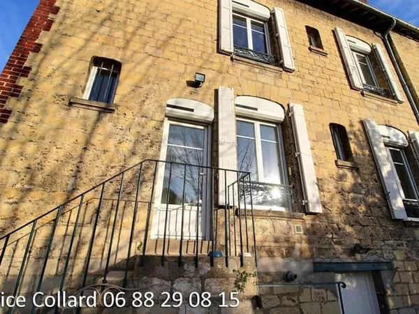 60100 CREIL Maison de caractère, 5-6 chambres, jardin, rare !