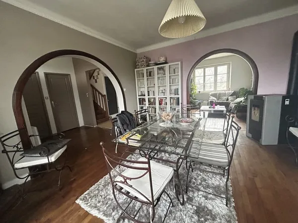 Maison sur sous-sol 2 chambres et bureau/dressing
