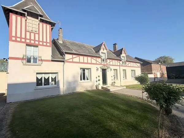Maison 7 pièces 300 m²