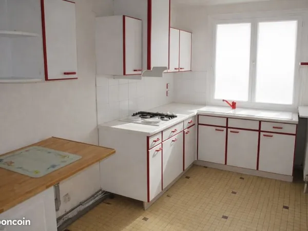 Appartement T3 de 54,55m2 dans petite copropriété avec garage et cave
