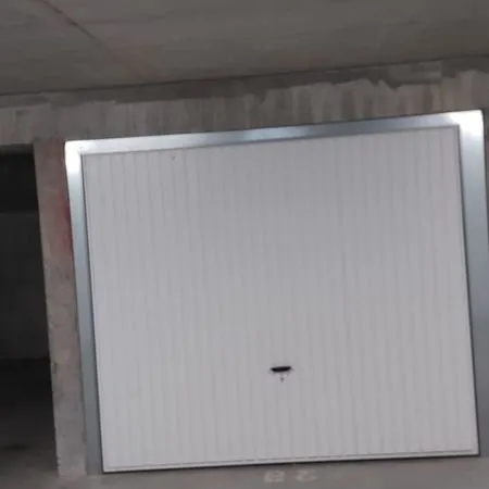 Vente Garage sécurisé Poisy 74330