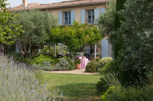Maison 30 pièces 550 m²