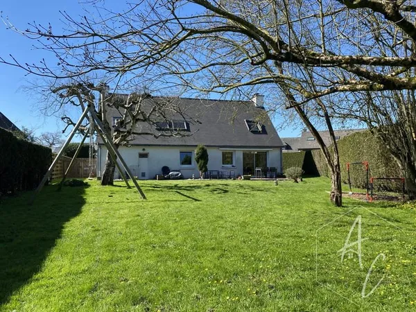 Maison 4 chambres en fond d'impasse en plein coeur de la Mezièr