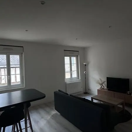 Apparemment meublé 53m2