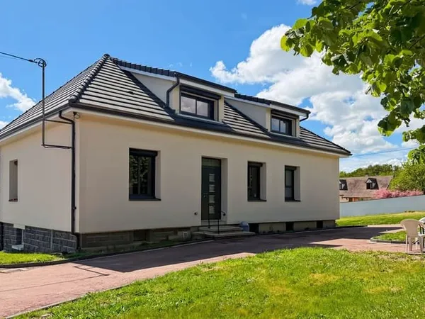 Maison 6 pièces 177 m²