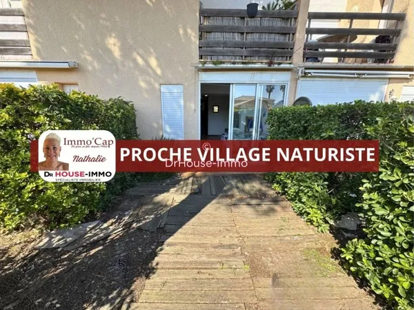 Studio cabine avec place de parking à la Pinede