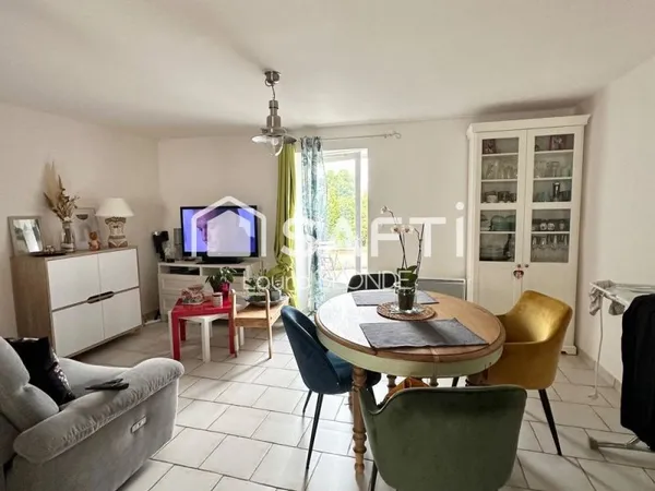 Très beau T3 en duplex de 68 m2 avec terrasse