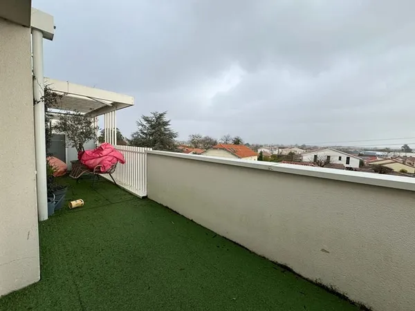 Villenave d'Ornon Vieux Bourg - Appartement T3 de 63m² avec terrasse et 2 places de parking