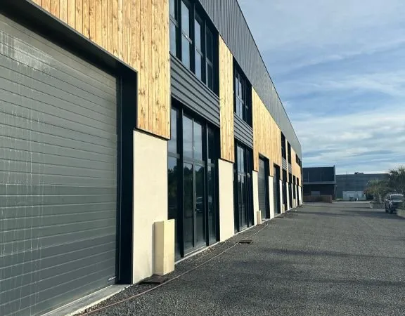 A louer - Espaces de stockage modulables