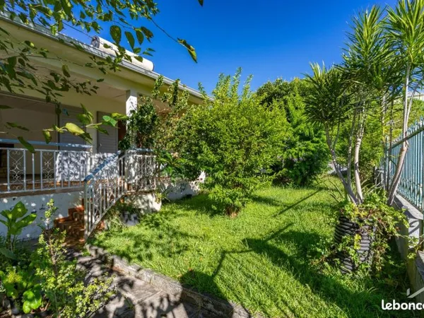 Maison 8 pièces 112 m²