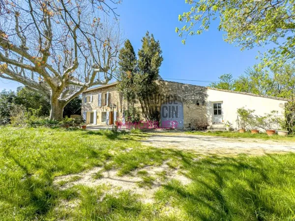 Maison de luxe 6 pièces 225 m²