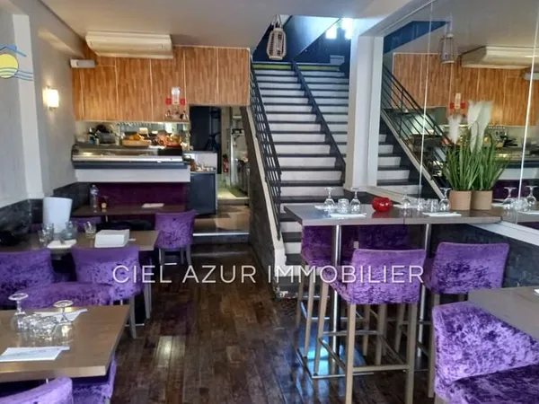 Immeuble commercial