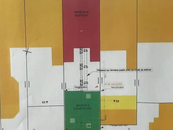 Terrain 160 m²