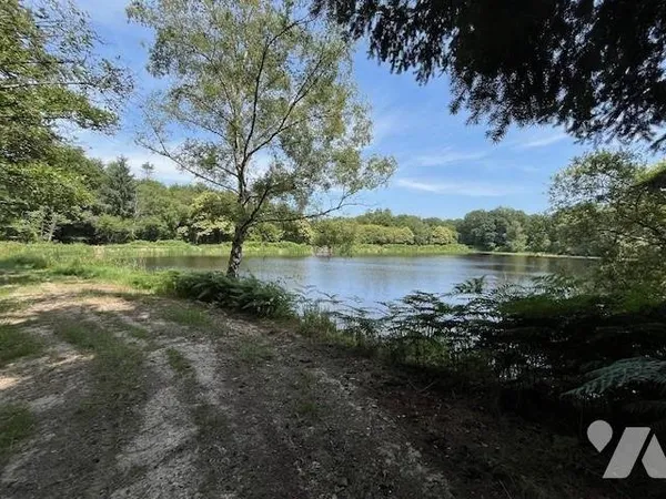 Bien agricole 33000 m²