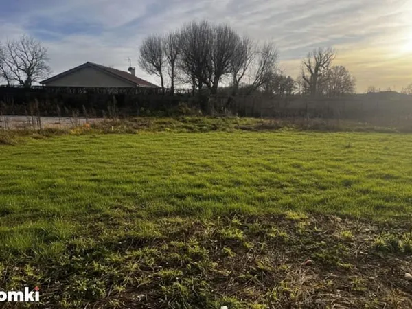 Terrain de 600m2 à Confrançon 01310, Route du logis neuf
