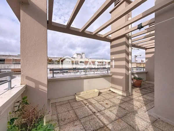 75015, Appartement 4 pieces 69m²- Terrasse de 47m²