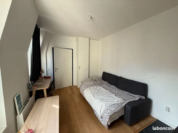 Studio 1 pièce 21 m²