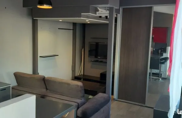 Particulier loue studio meublé 27m² en rez de jardin