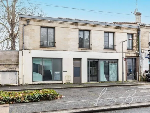 Immeuble 230 m²