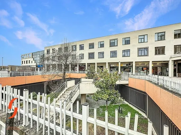 A vendre bureau 319 m2 avec ascenseur