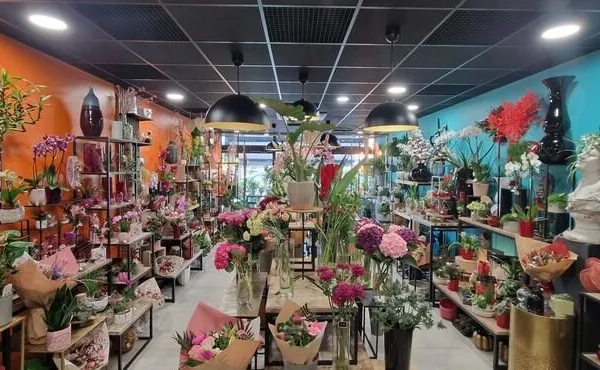 Fonds de commerce à vendre à COURNON D'AUVERGNE et LE CENDRE (63) !