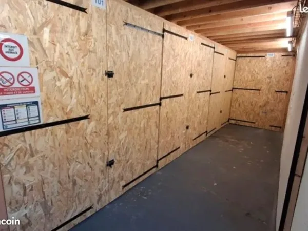 Box de stockage Lencloître