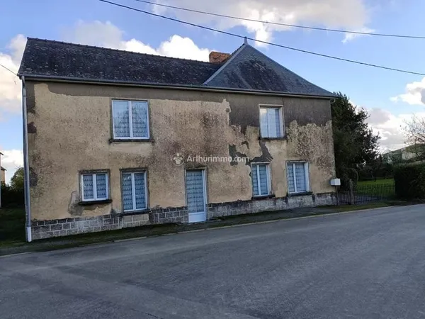 SAINT AUBIN DU DESERT - Maison de village T4