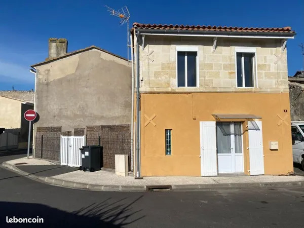 St seurin de cadourne maison 48 m 2 ( 1 chambre ) avec jardinet