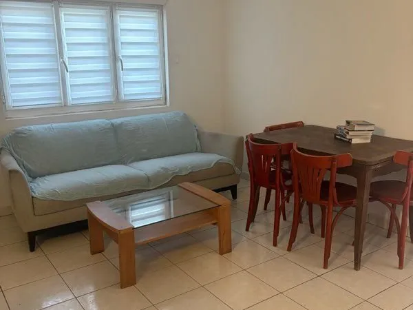 Appartement 2 pièces dans maison