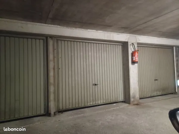 Garage box