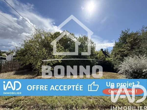 Terrain 805 m²