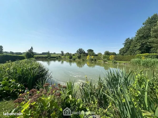 Terrain 9 231 m² Houry