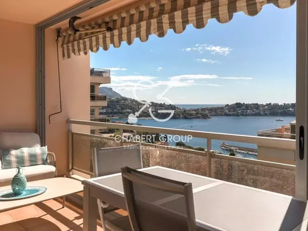 VILLEFRANCHE-SUR-MER - CENTRE-VILLE - APPARTEMENT - 3 PIÈCES - 75 M² - TERRASSE - VUE MER - STATIONN