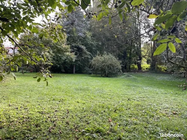 Terrain 1 750 m² Rioz
