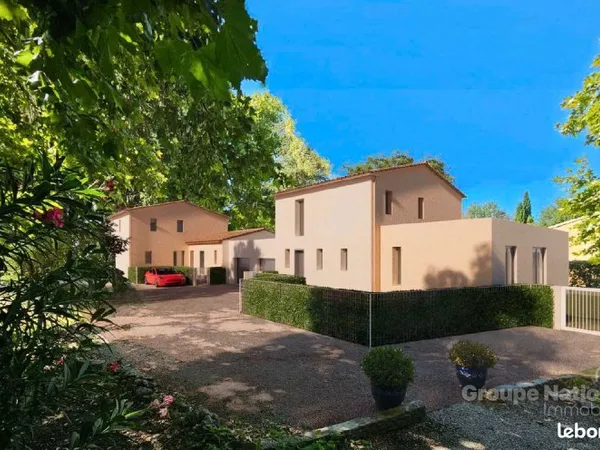 Villa 6 pièces 147 m²