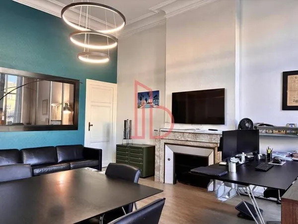 Bureaux 1 pièce 77 m²