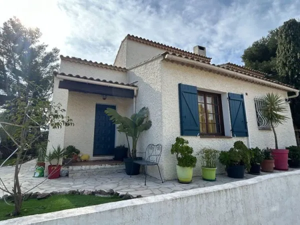 Maison Six Fours Les Plages 5 pièce(s) 92.00m2
