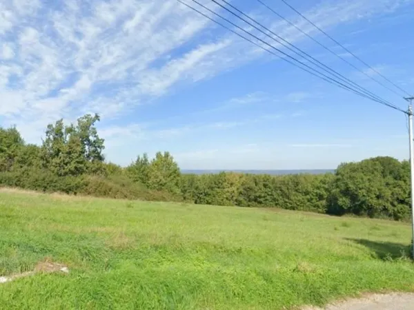 Terrain 1747 m²