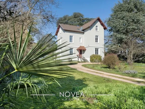 Écully - Élégante maison de caractère 1905 avec jardin arb