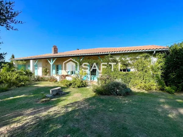Ferme en pierre rénovée 5 pièces 122m²