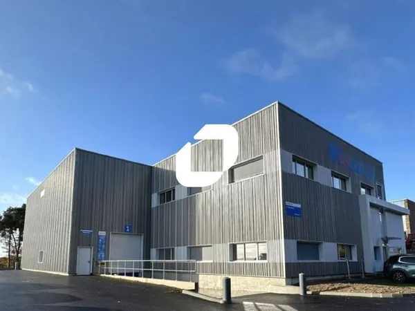 Local d'activité 665 m²