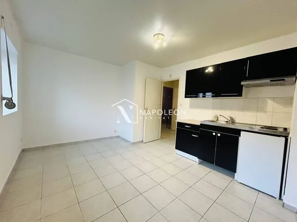 Studio 1 pièce 29 m²