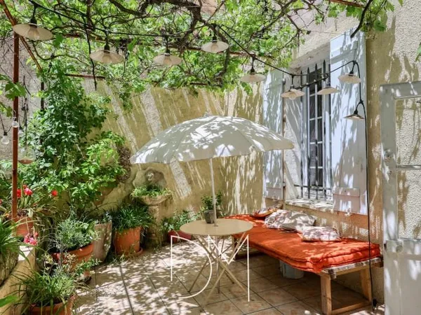 Maison 9 pièces 256 m²