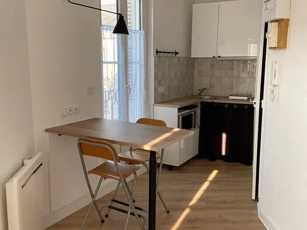 Studio meublé hyper centre 23m2