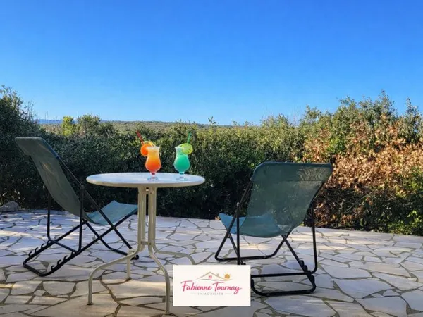 Elégant bungalow avec vue, calme et nature